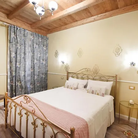 Luxury Via Genova * パレルモ